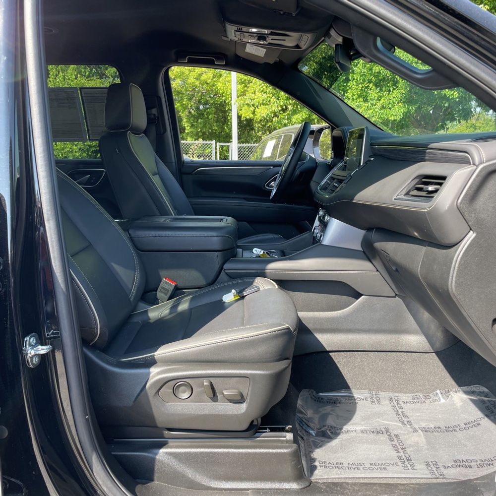 2024 GMC Yukon XL SLT