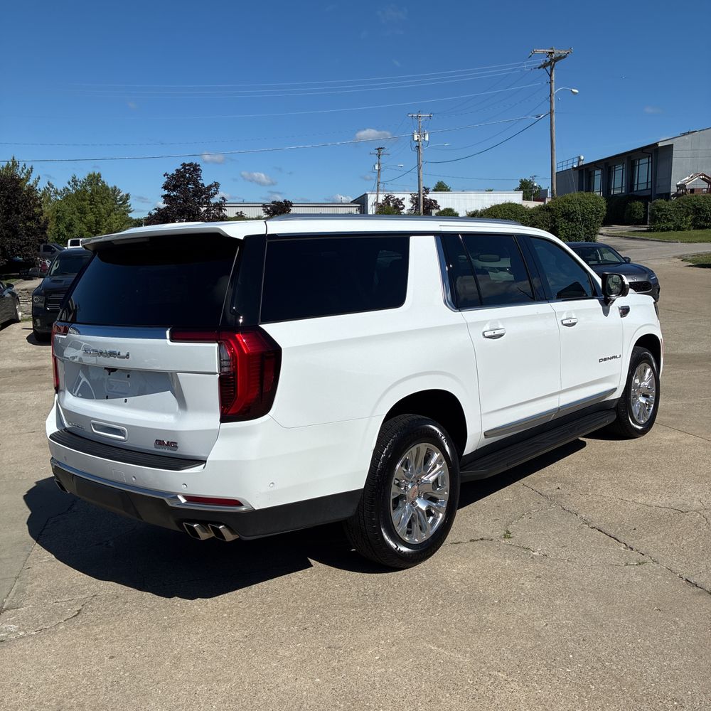 2025 GMC Yukon XL Denali