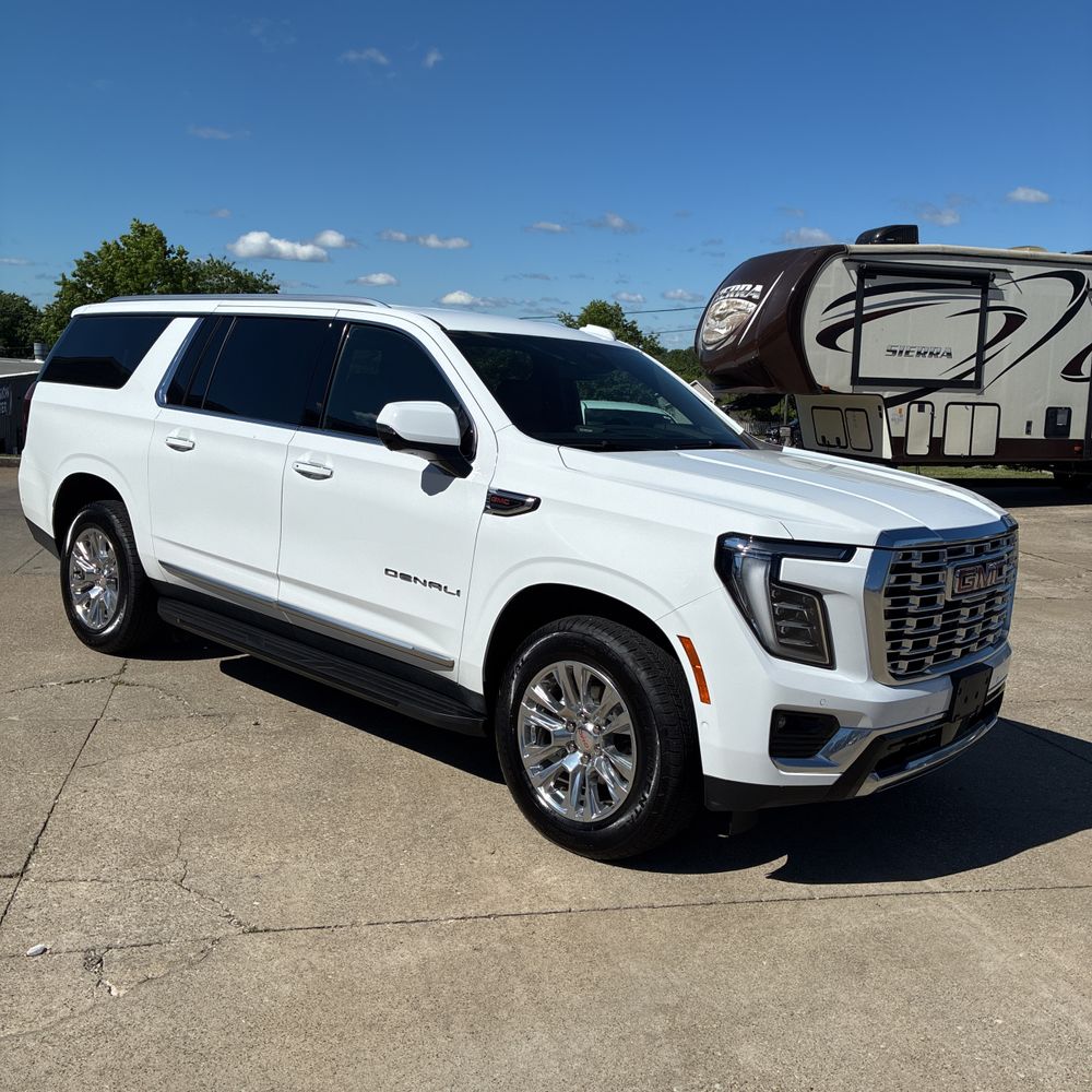 2025 GMC Yukon XL Denali