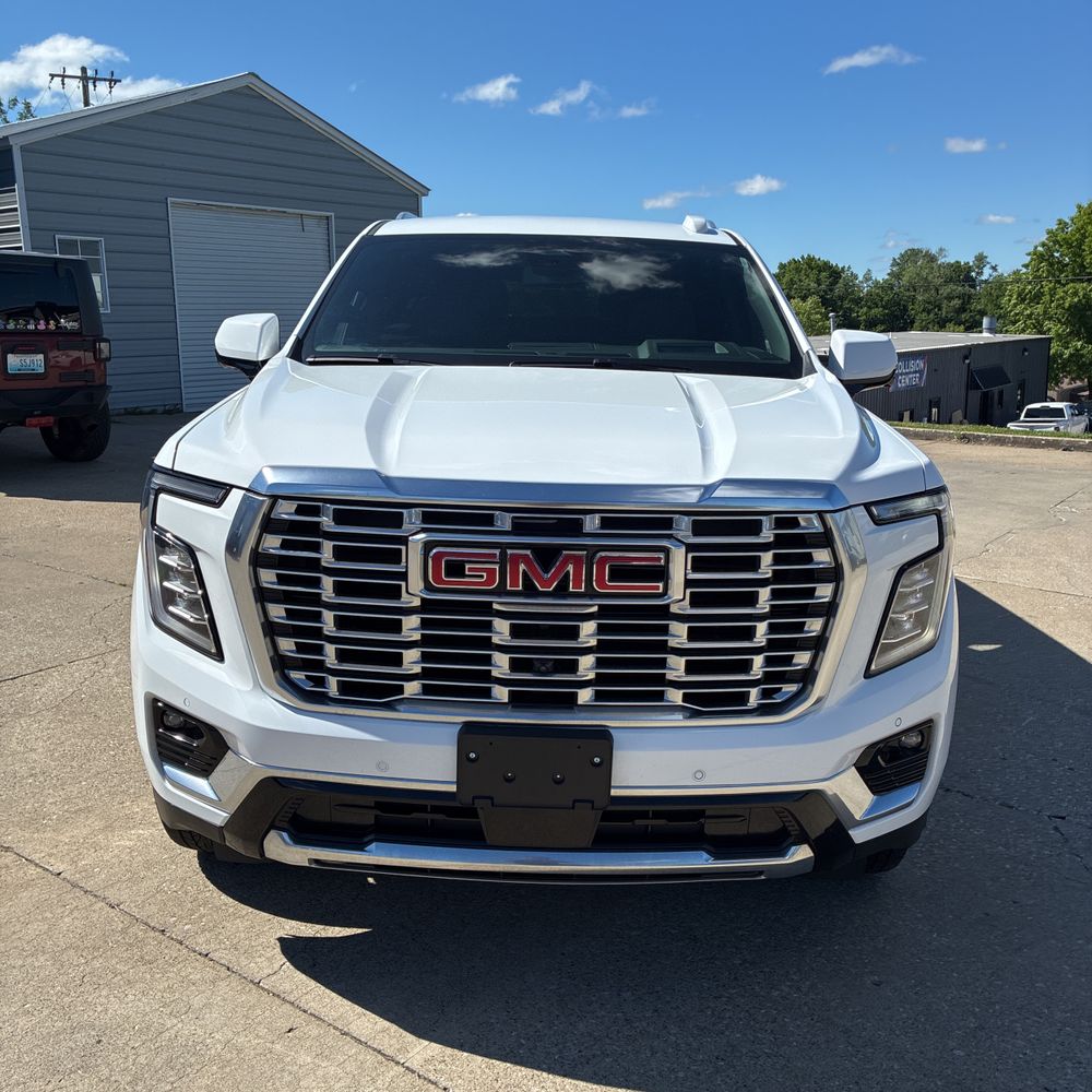 2025 GMC Yukon XL Denali