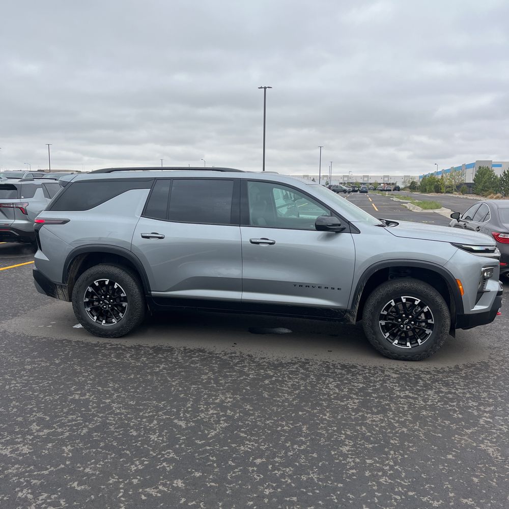 2025 Chevrolet Traverse Z71