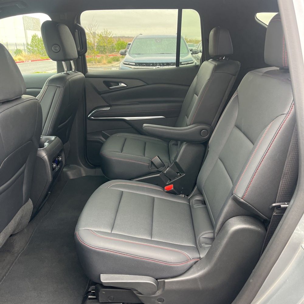 2025 Chevrolet Traverse Z71
