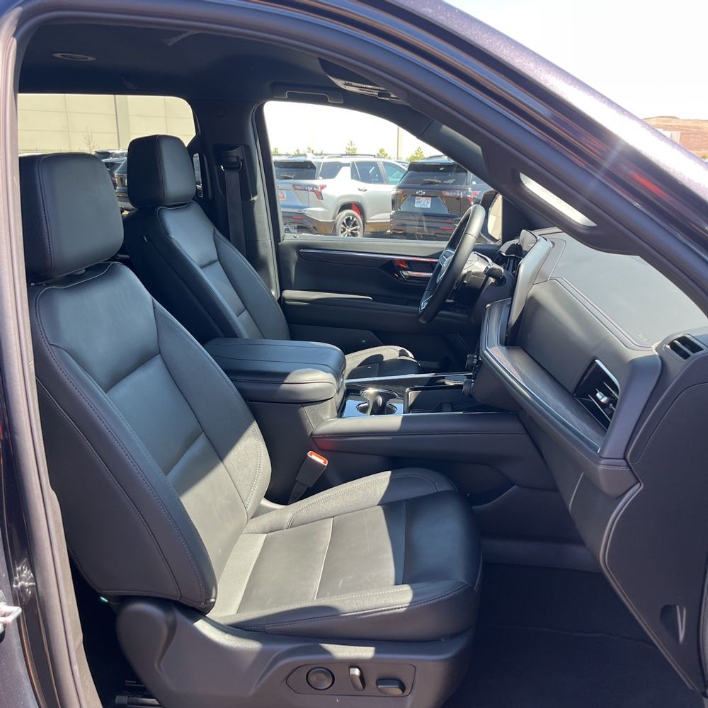 2025 Chevrolet Suburban Z71