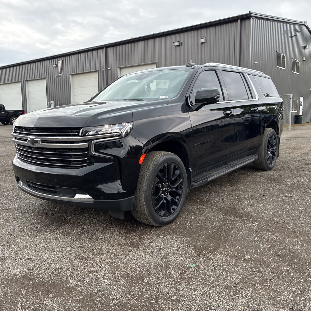 2024 Chevrolet Suburban 1500 LT