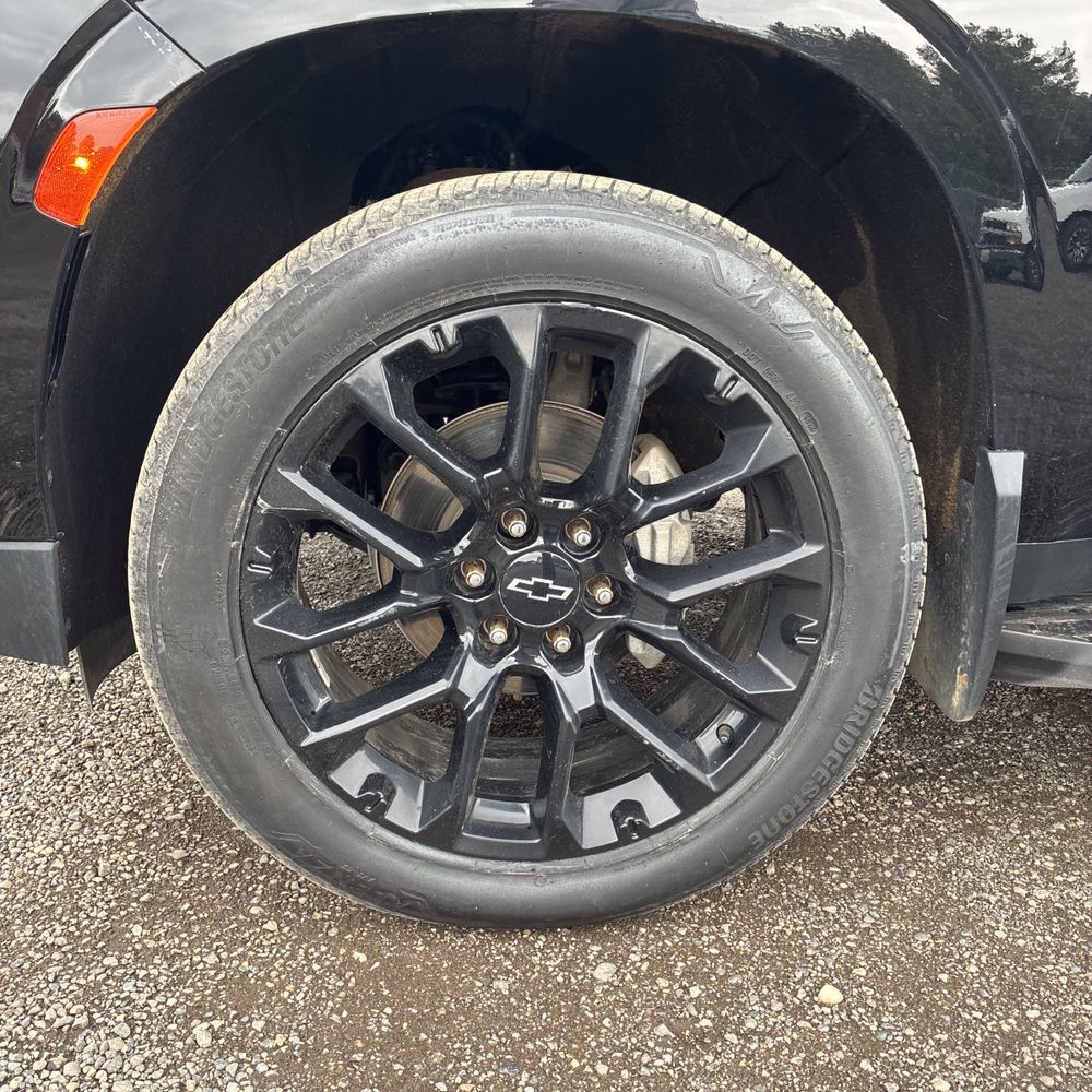 2024 Chevrolet Suburban 1500 LT