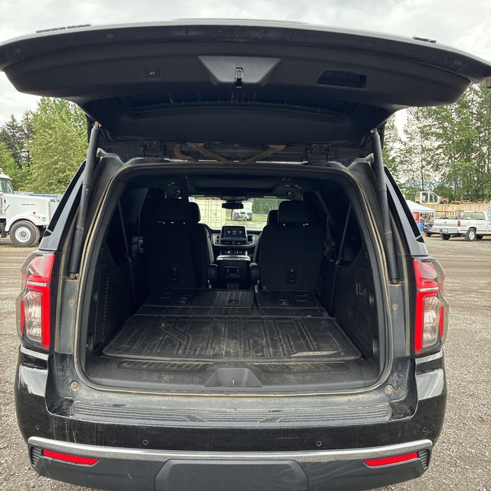 2024 Chevrolet Suburban 1500 LT