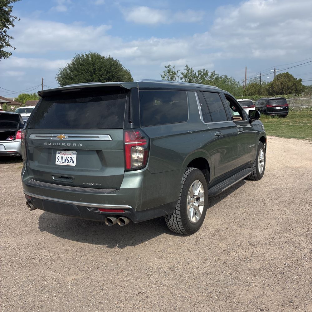 2024 Chevrolet Suburban Premier