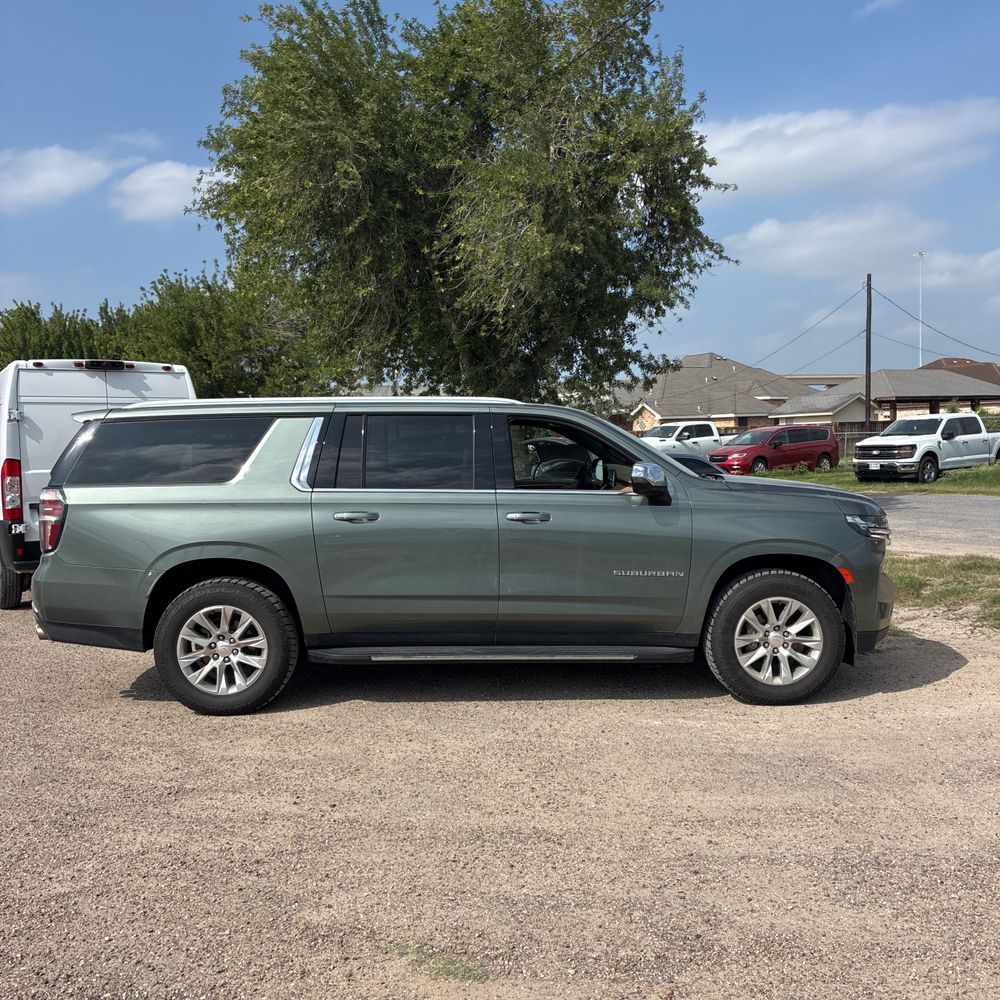 2024 Chevrolet Suburban Premier