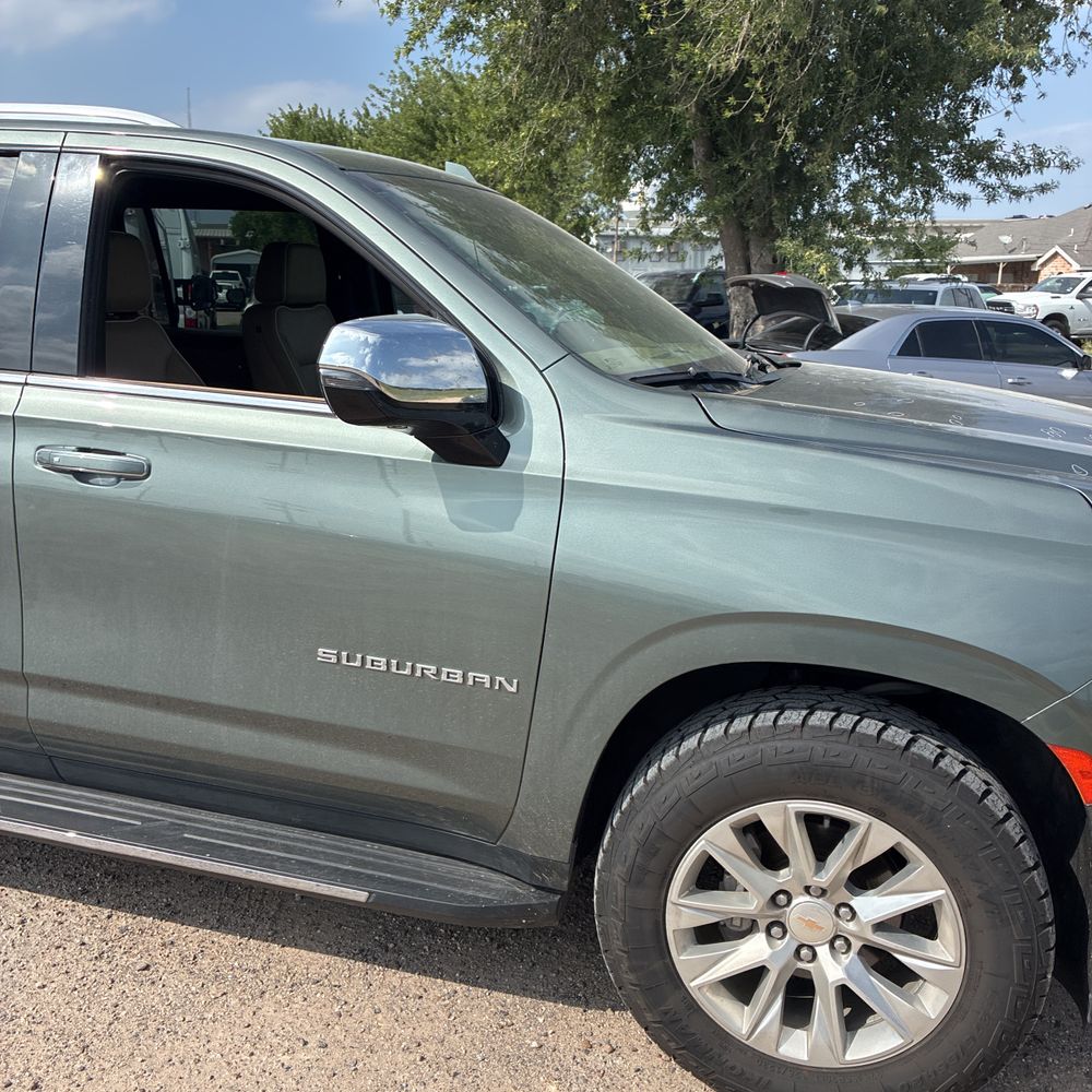 2024 Chevrolet Suburban Premier