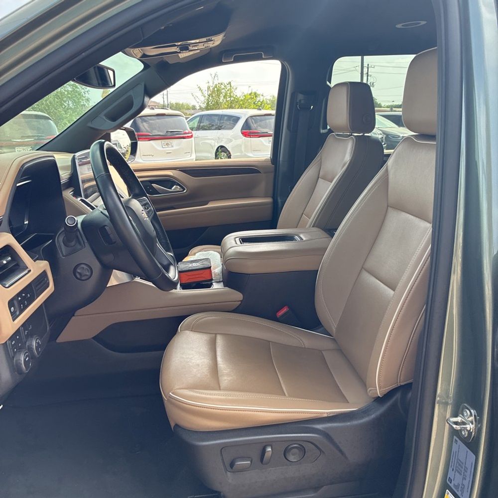 2024 Chevrolet Suburban Premier