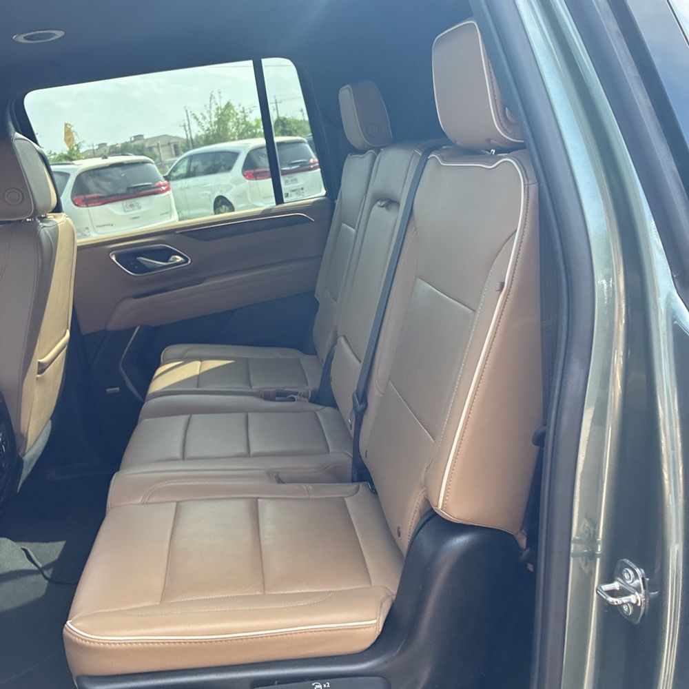 2024 Chevrolet Suburban Premier