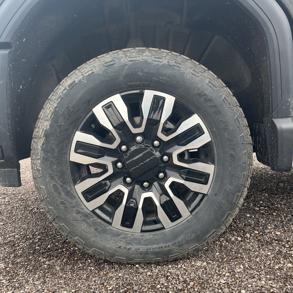 2025 GMC Sierra 2500 Denali Ultimate