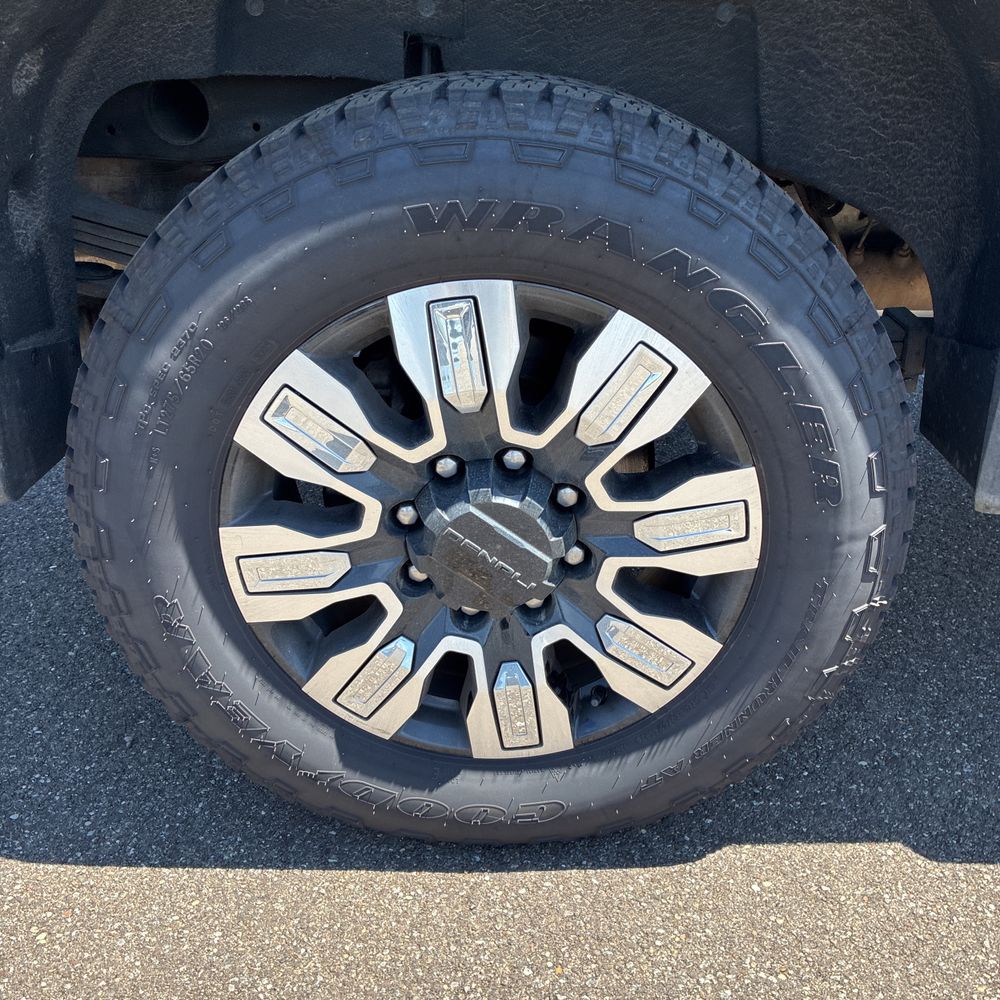 2024 GMC Sierra 2500HD Denali Ultimate