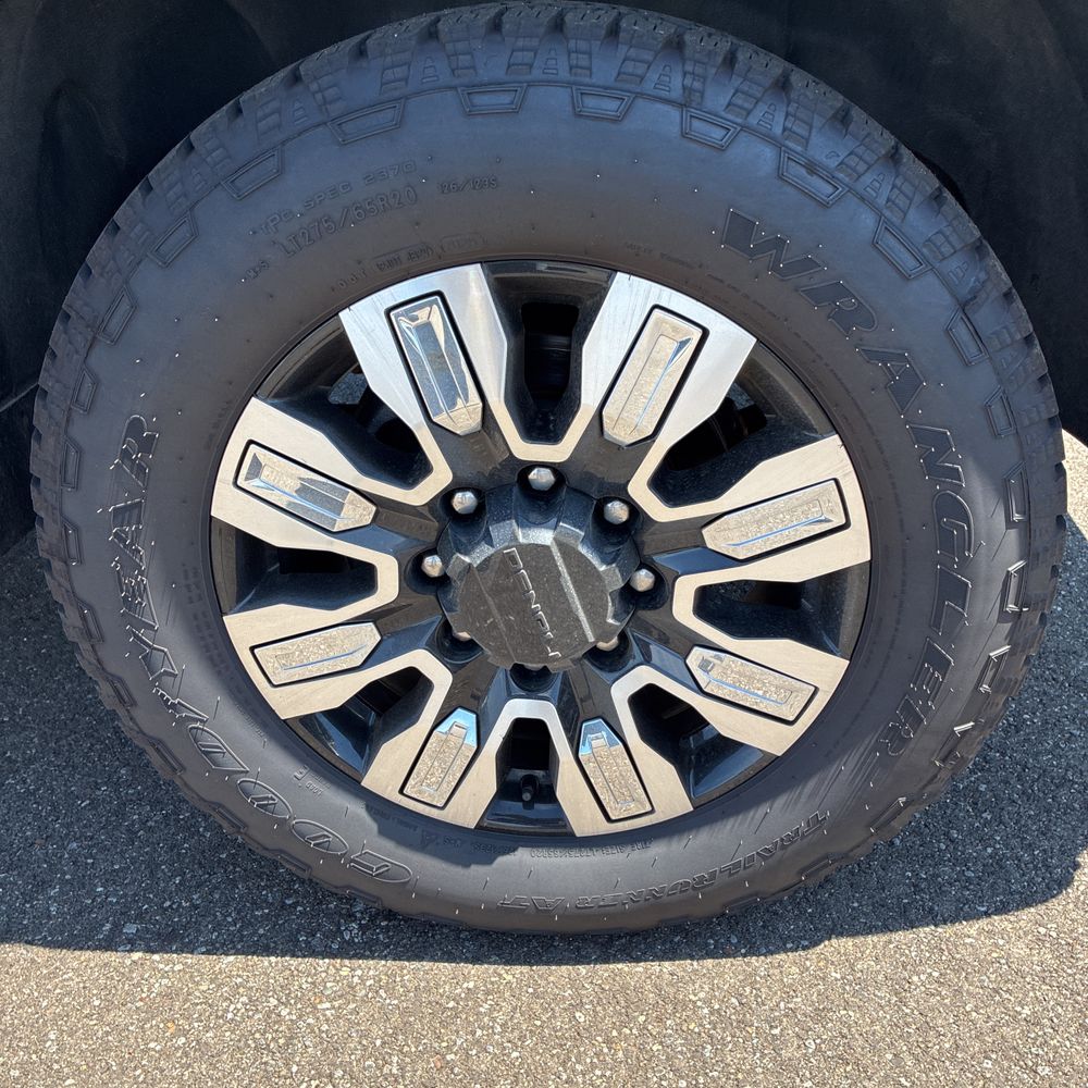 2024 GMC Sierra 2500HD Denali Ultimate