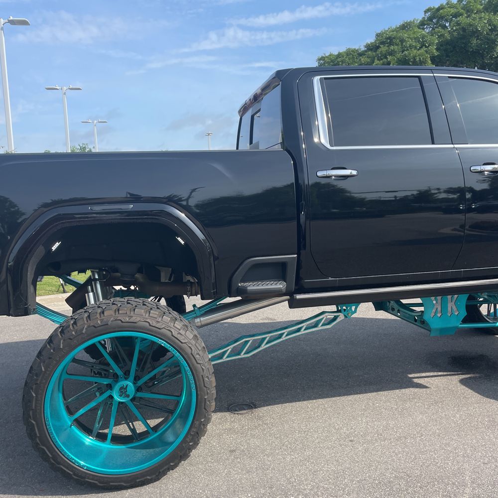 2024 GMC Sierra 2500HD Denali Ultimate
