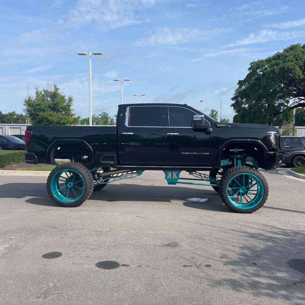 2024 GMC Sierra 2500HD Denali Ultimate