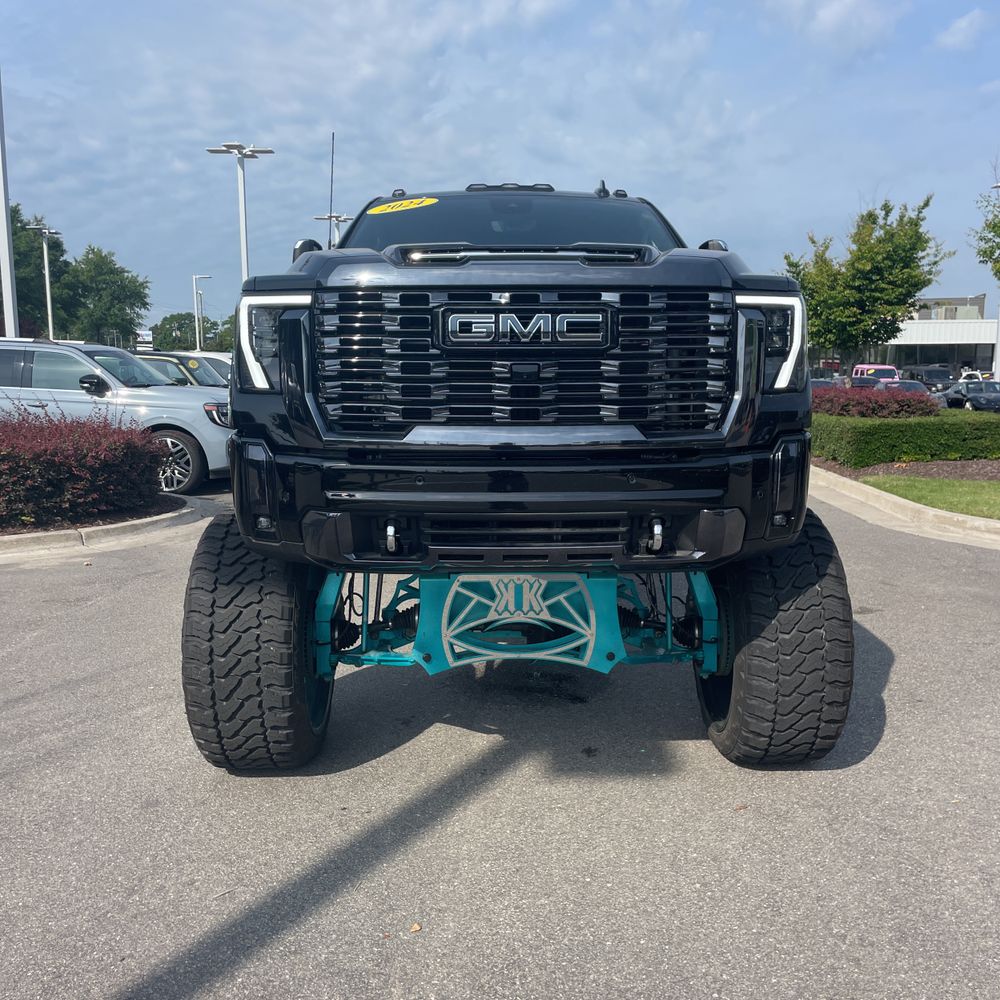 2024 GMC Sierra 2500HD Denali Ultimate