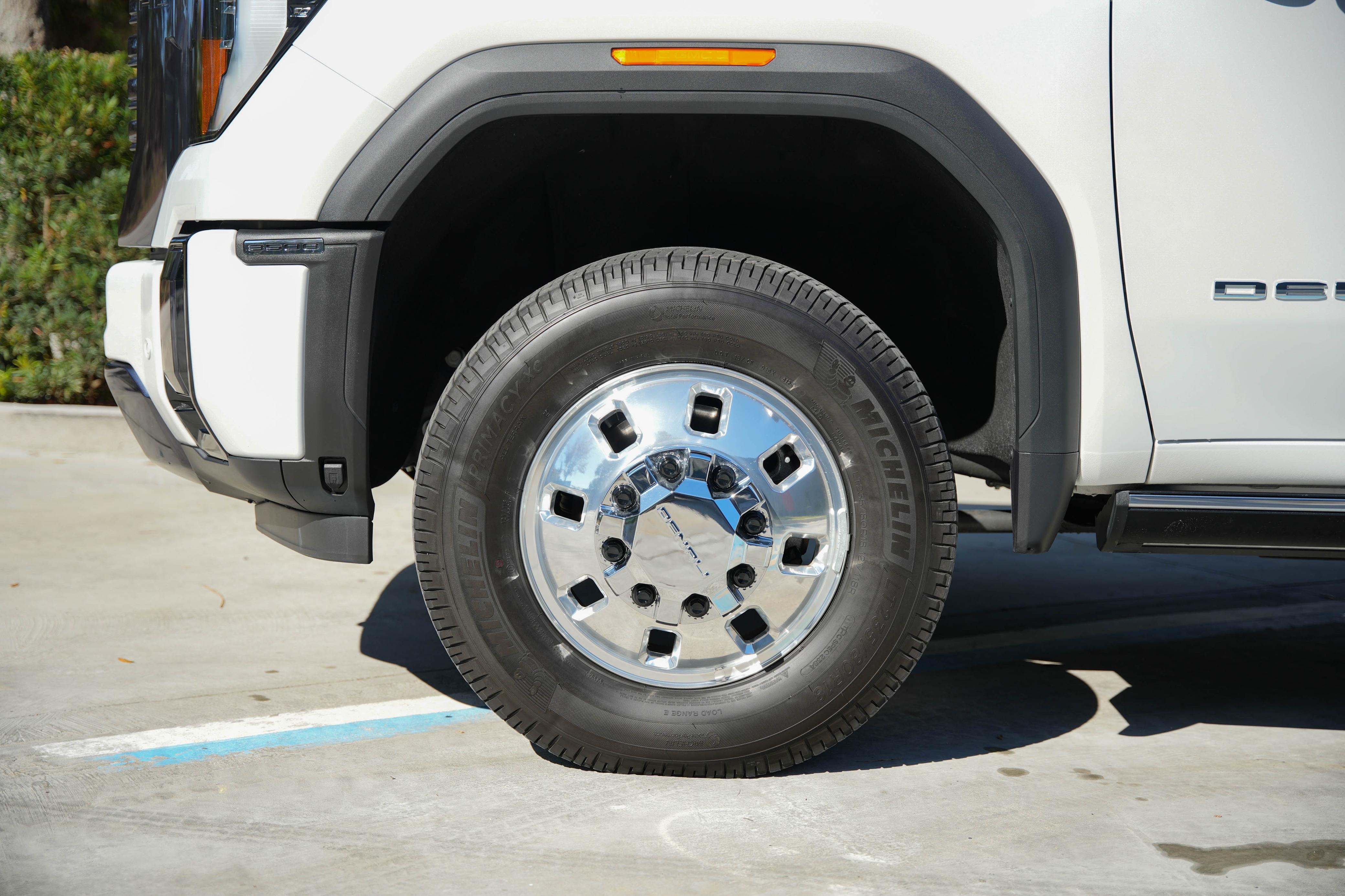 2024 GMC Sierra 3500HD Denali Ultimate Crew Cab