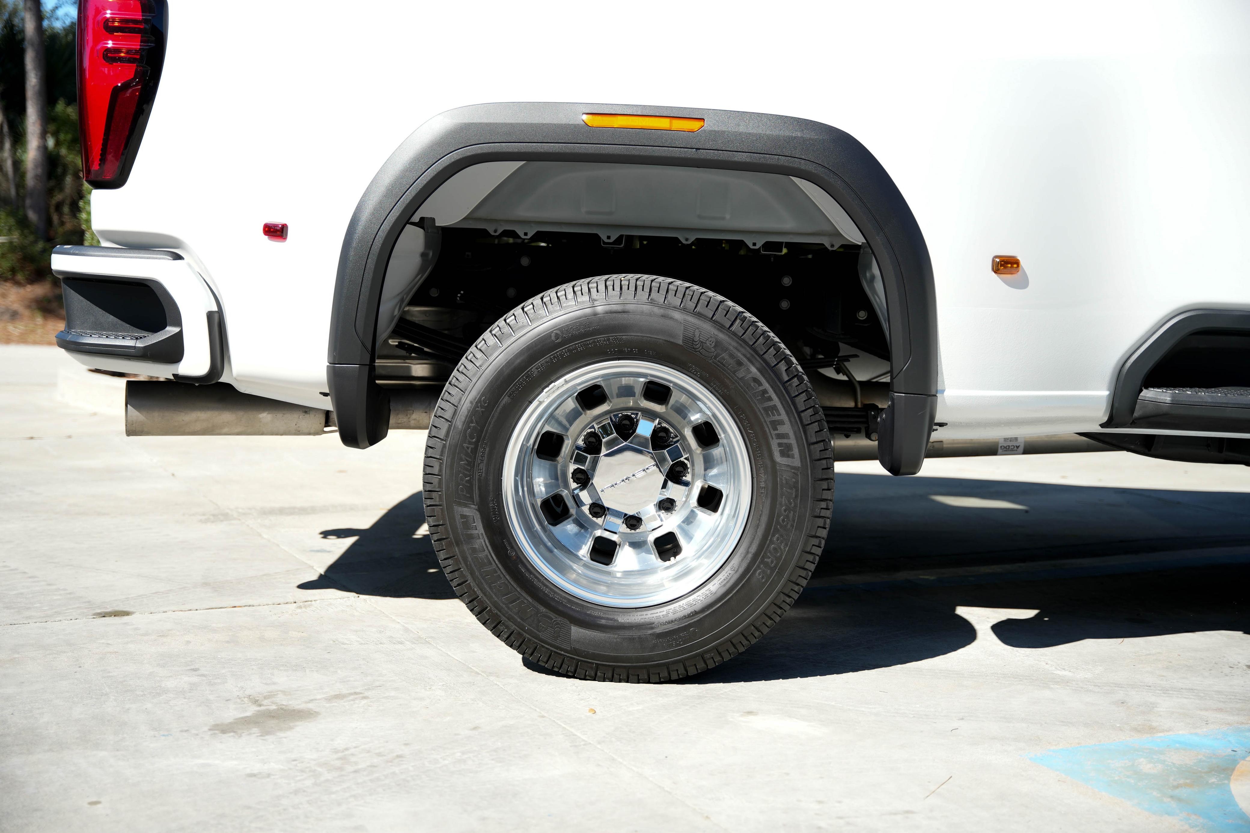 2024 GMC Sierra 3500HD Denali Ultimate Crew Cab