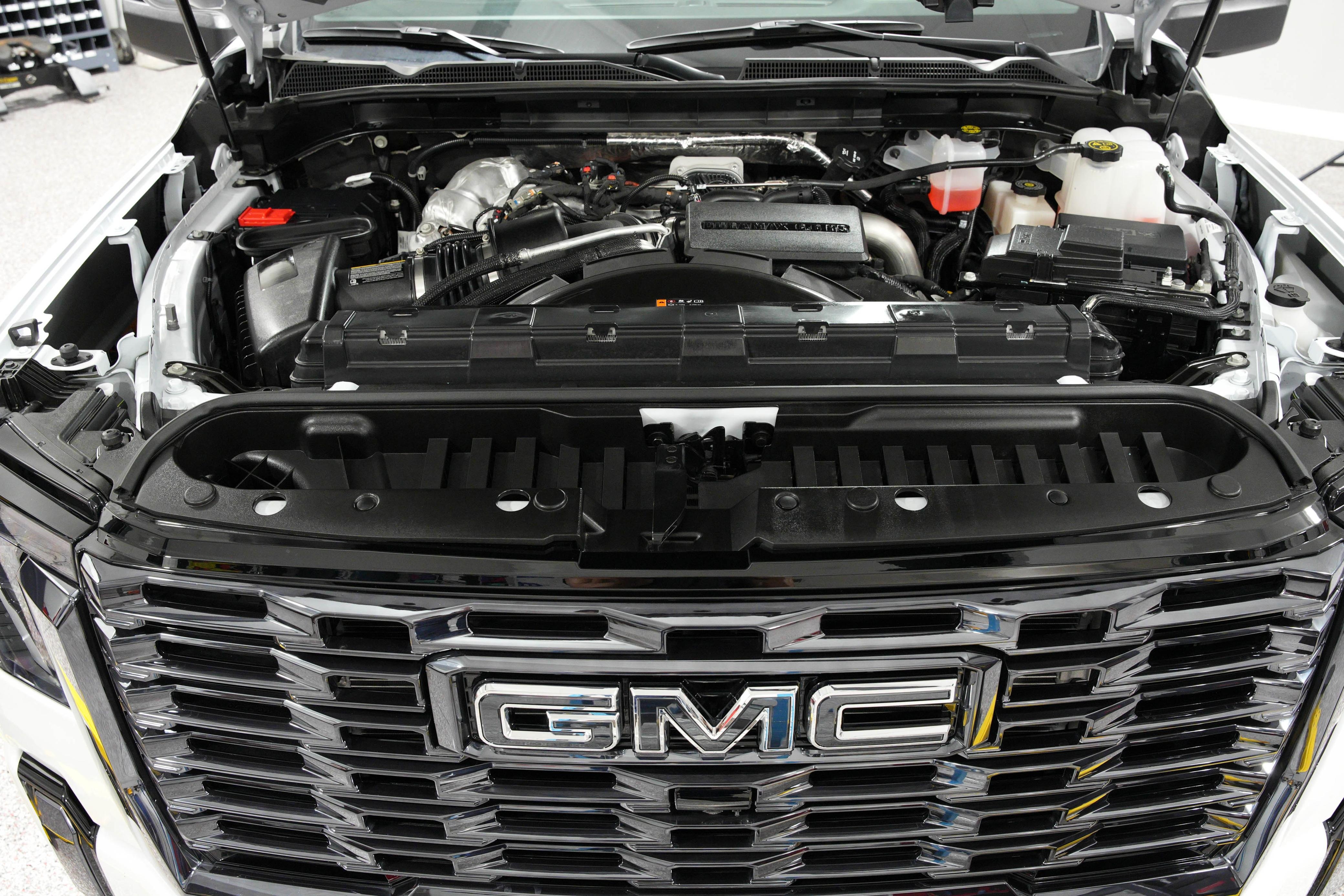 2024 GMC Sierra 3500HD Denali Ultimate Crew Cab