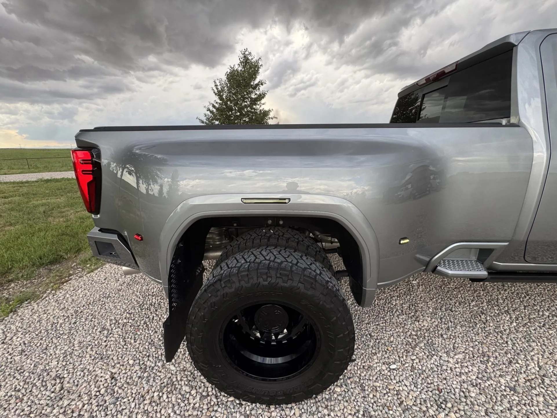 2024 GMC Sierra 3500HD Denali Ultimate Crew Cab Duallн