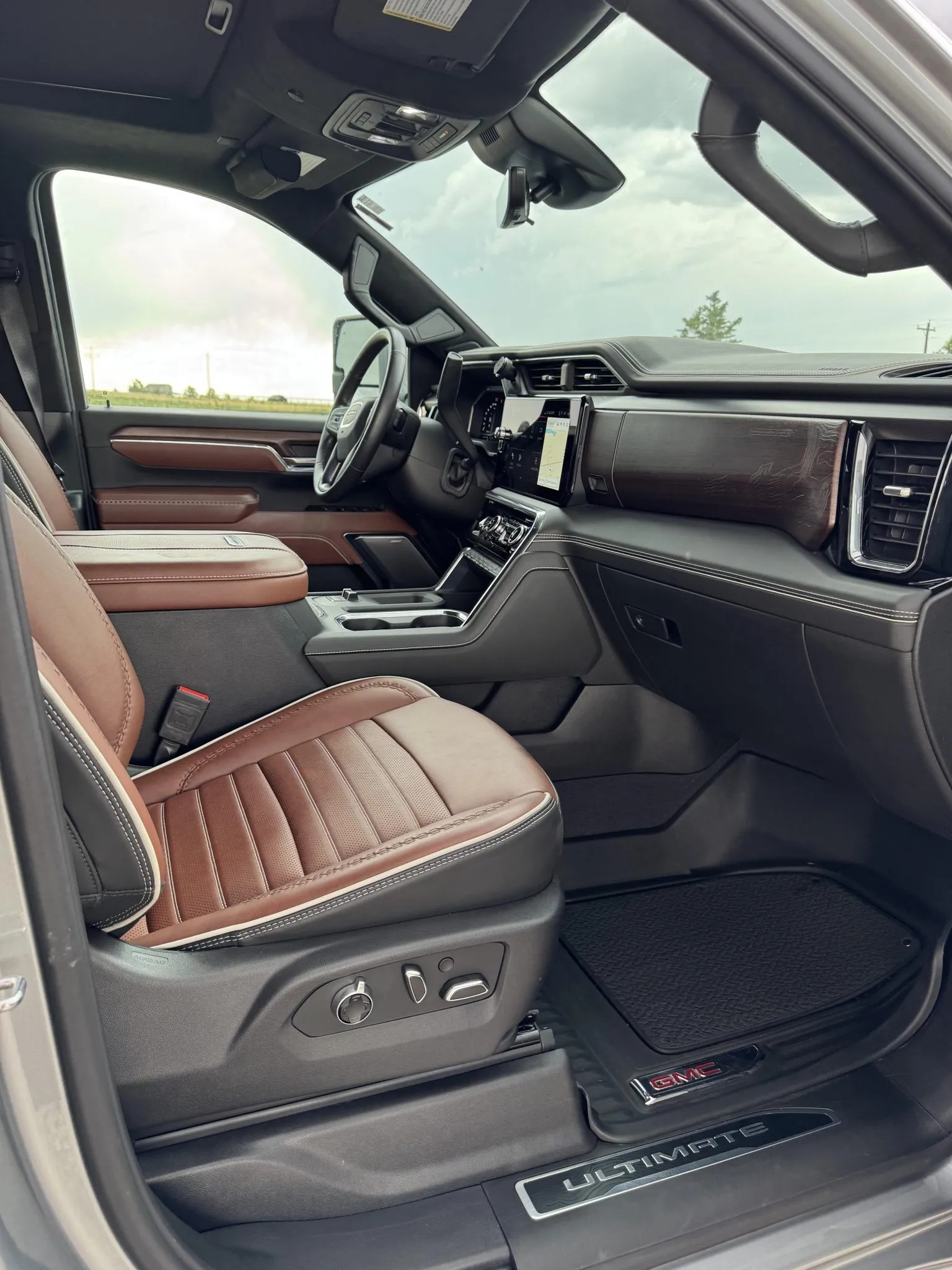 2024 GMC Sierra 3500HD Denali Ultimate Crew Cab Duallн