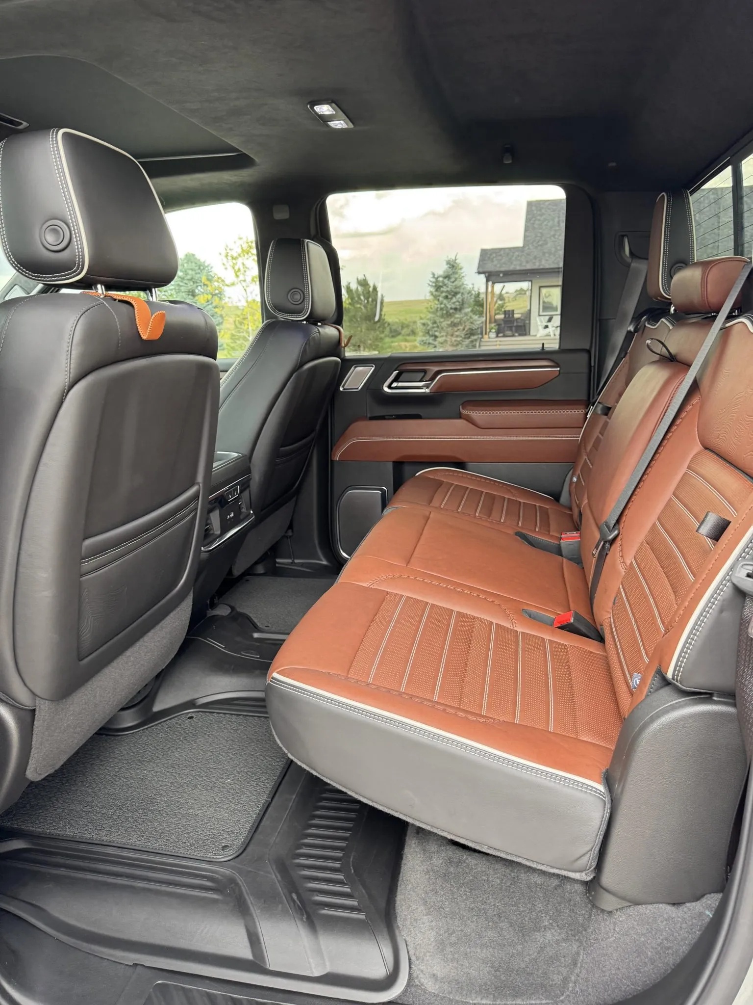 2024 GMC Sierra 3500HD Denali Ultimate Crew Cab Duallн