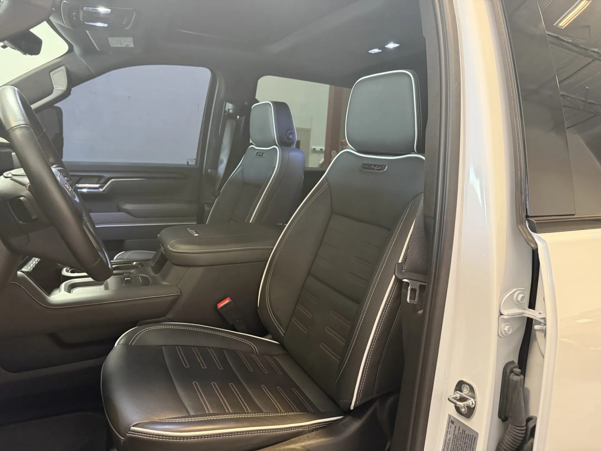 This 2024 GMC Sierra 2500HD AT4X Crew Cab