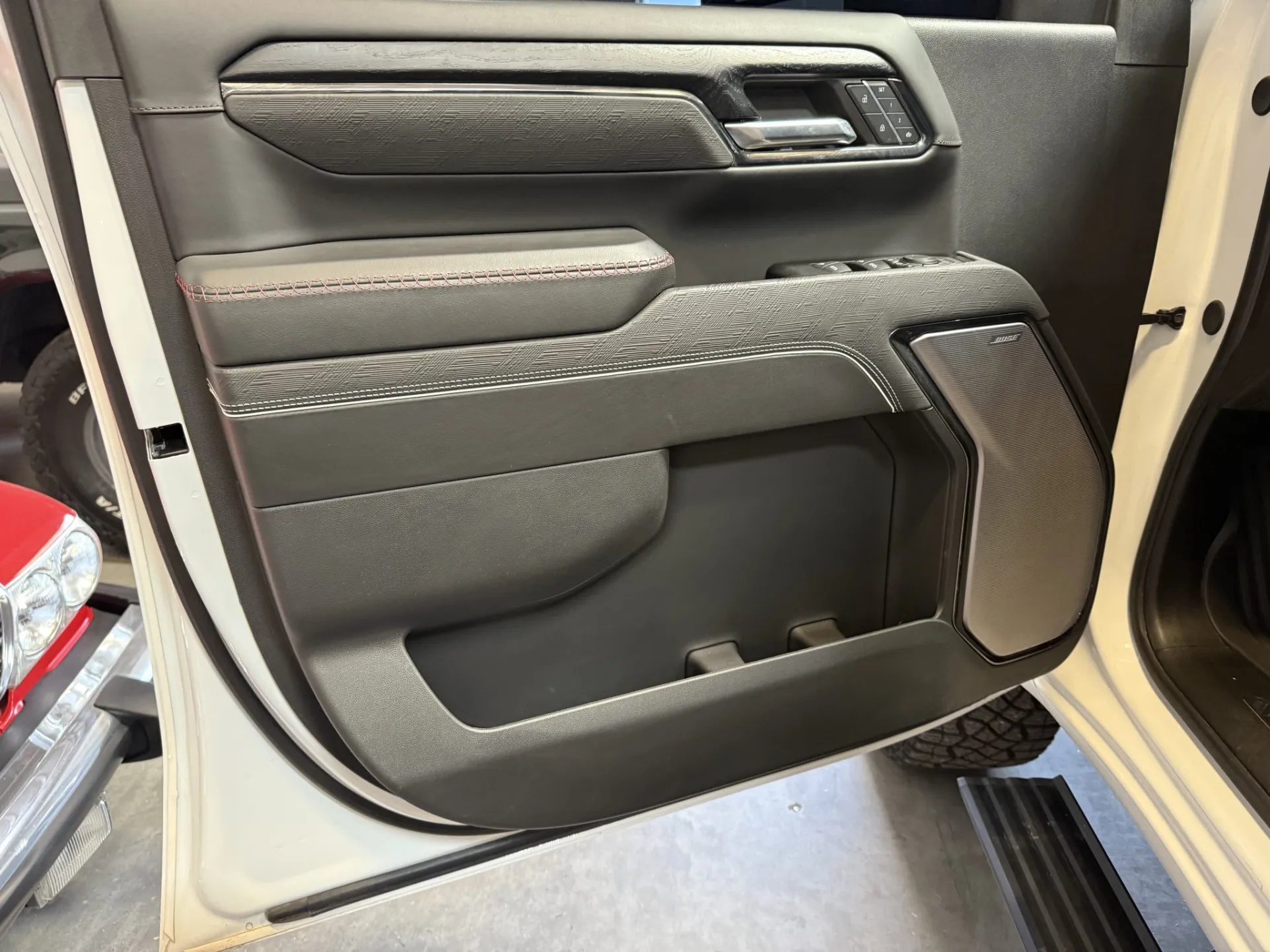 This 2024 GMC Sierra 2500HD AT4X Crew Cab