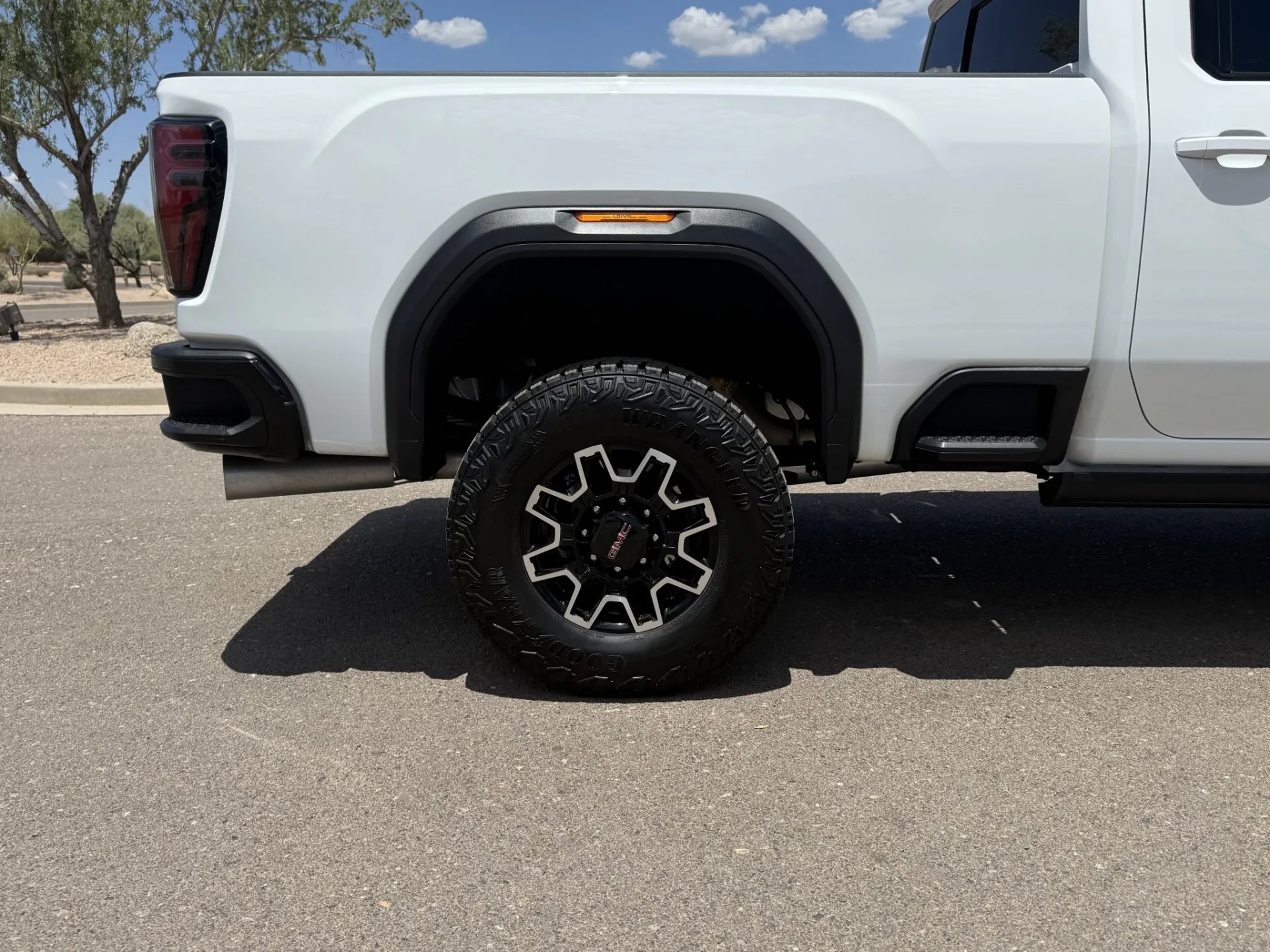 This 2024 GMC Sierra 2500HD AT4X Crew Cab