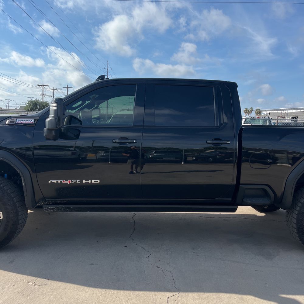 2025 GMC Sierra 2500HD AT4X