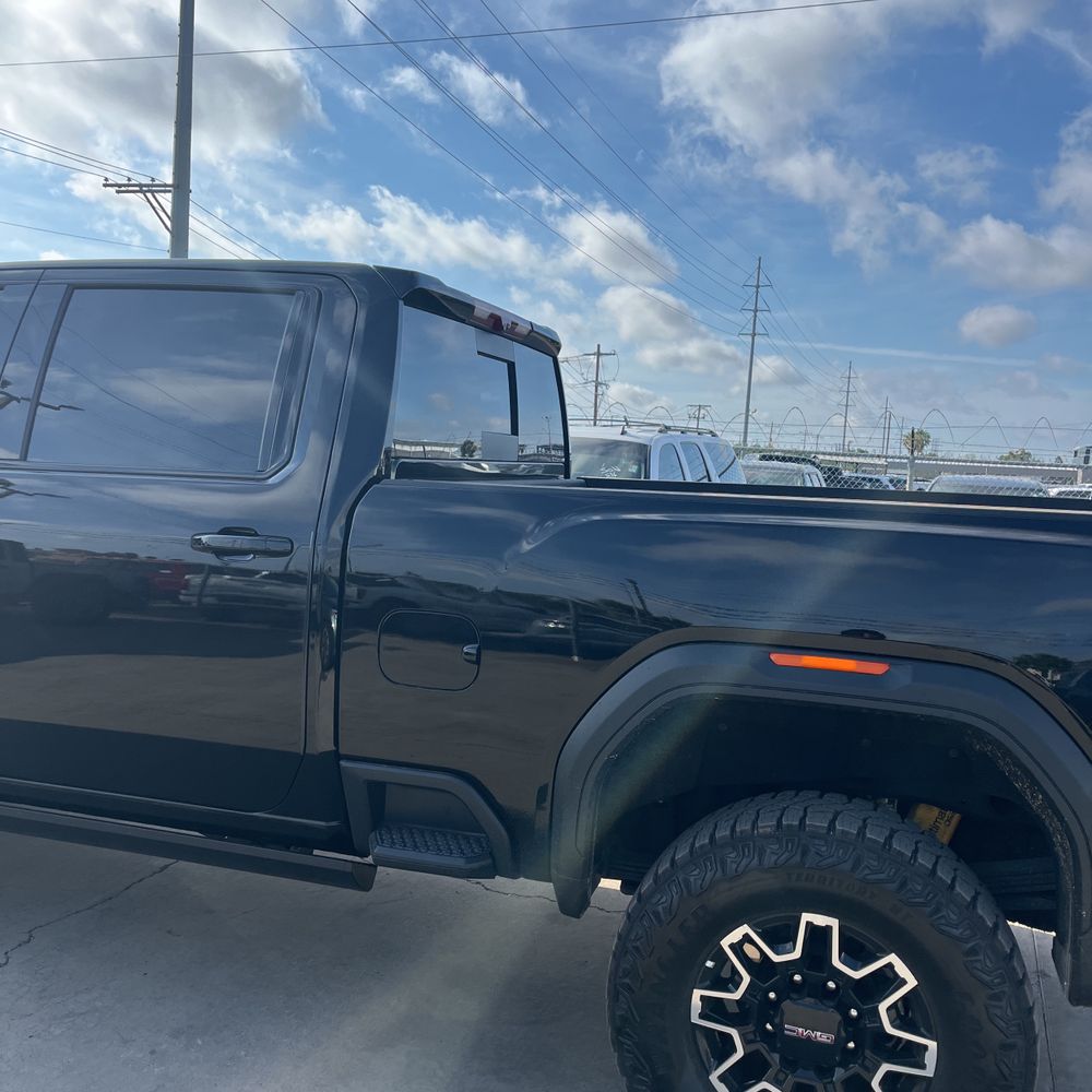 2025 GMC Sierra 2500HD AT4X
