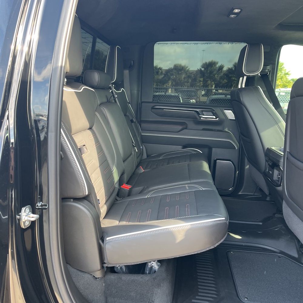 2025 GMC Sierra 2500HD AT4X