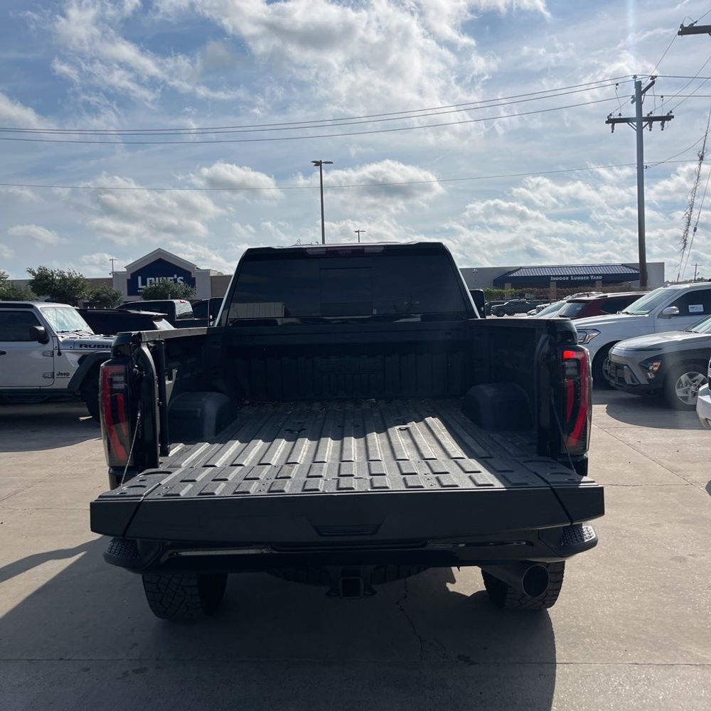 2025 GMC Sierra 2500HD AT4X