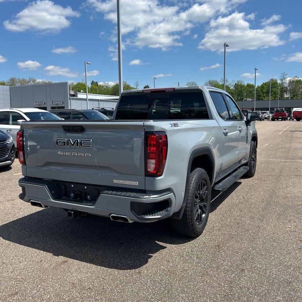 2024 GMC Sierra 1500 Elevation