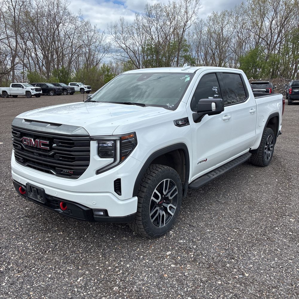 2024 GMC Sierra 1500 AT4