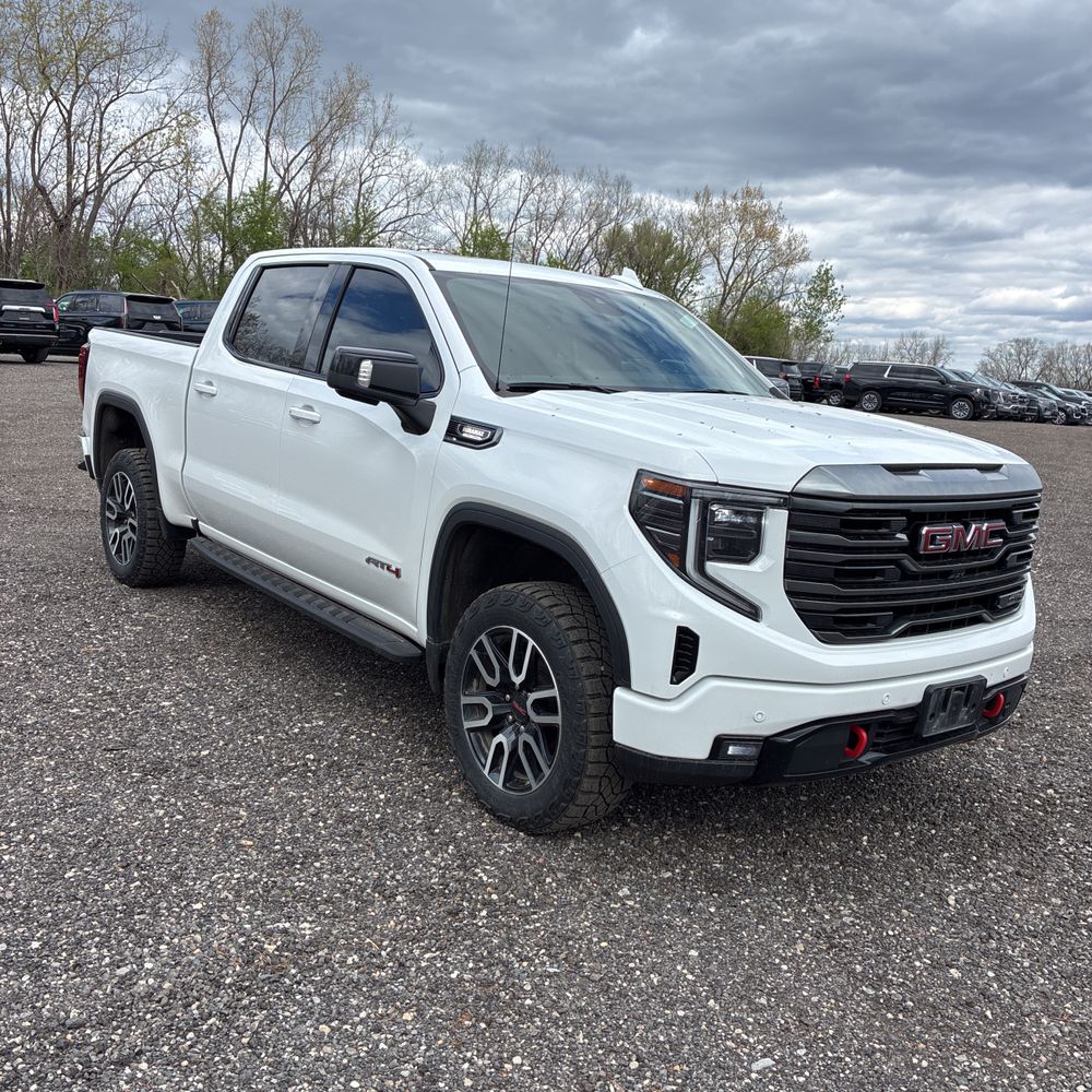 2024 GMC Sierra 1500 AT4