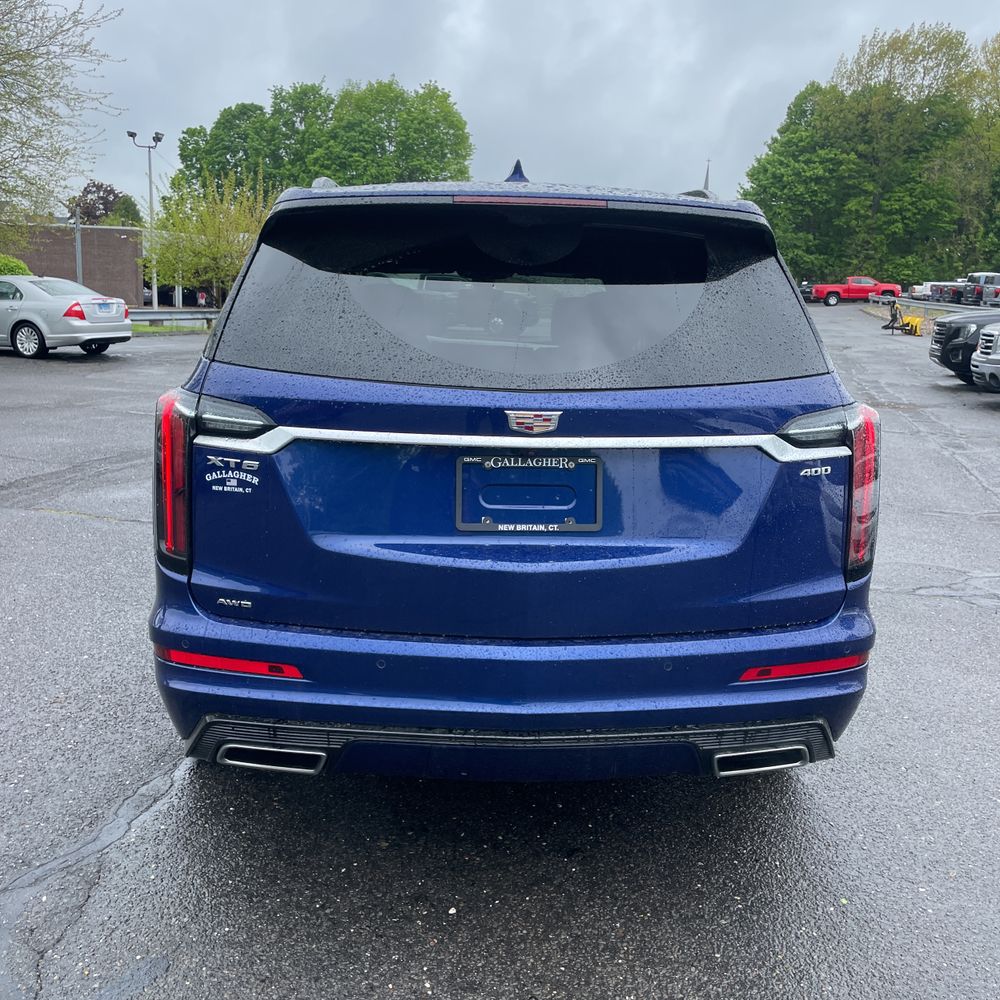 2025 Cadillac XT6 Sport