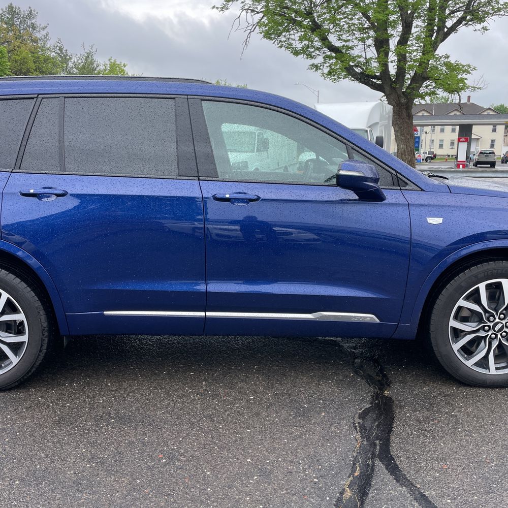 2025 Cadillac XT6 Sport