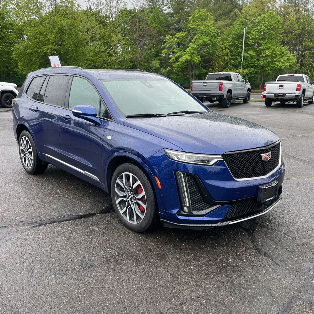 2025 Cadillac XT6 Sport