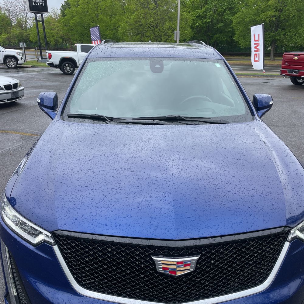 2025 Cadillac XT6 Sport