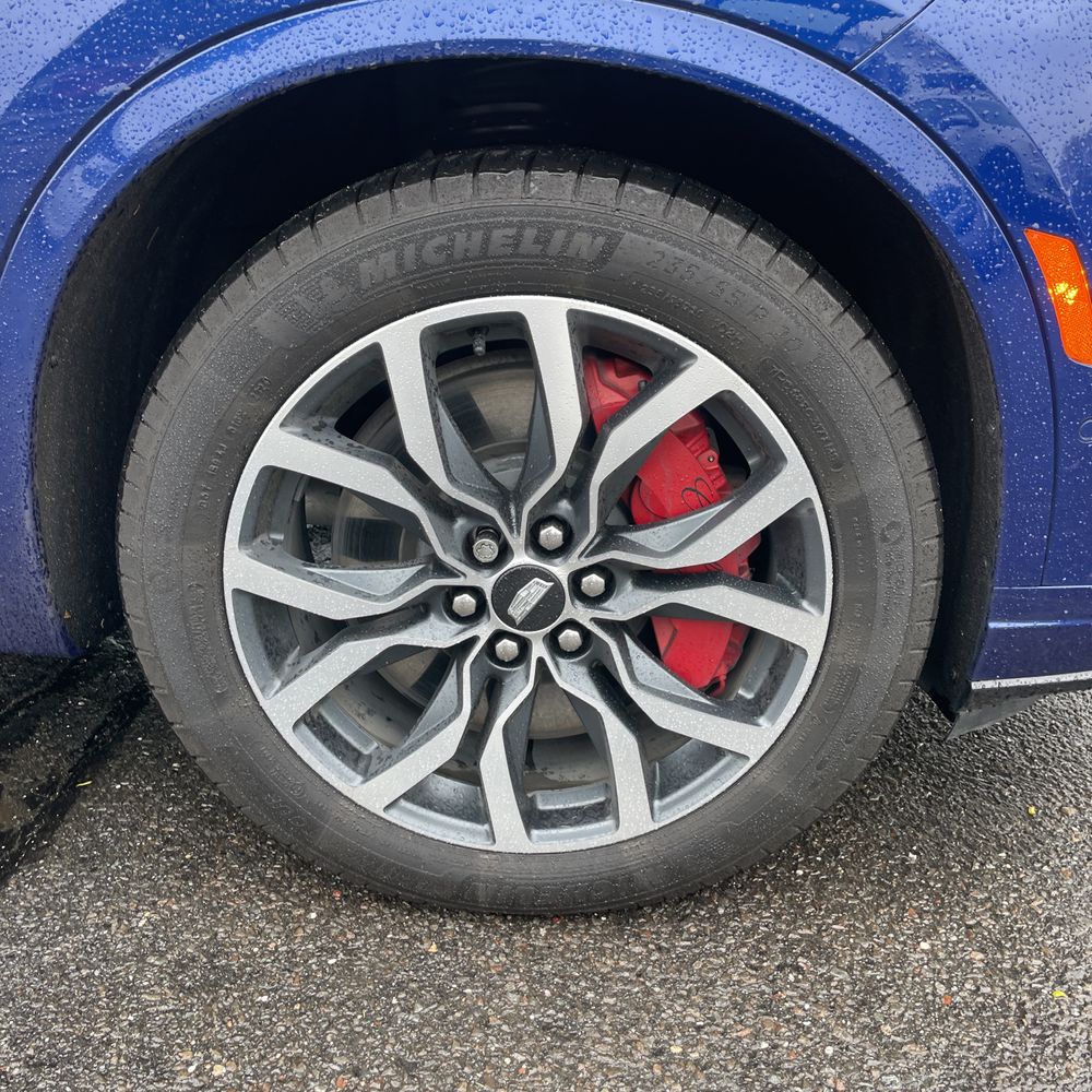 2025 Cadillac XT6 Sport