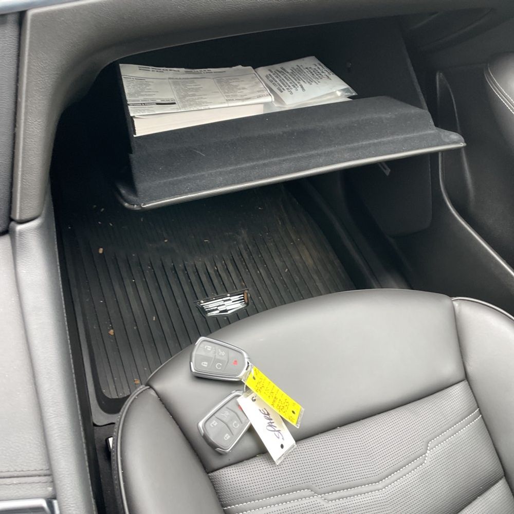 2025 Cadillac XT6 Sport
