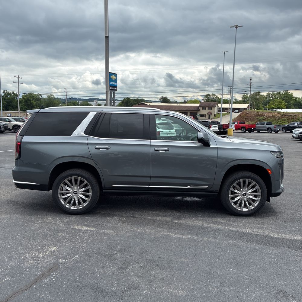 2021 Cadillac Escalade Premium Luxury