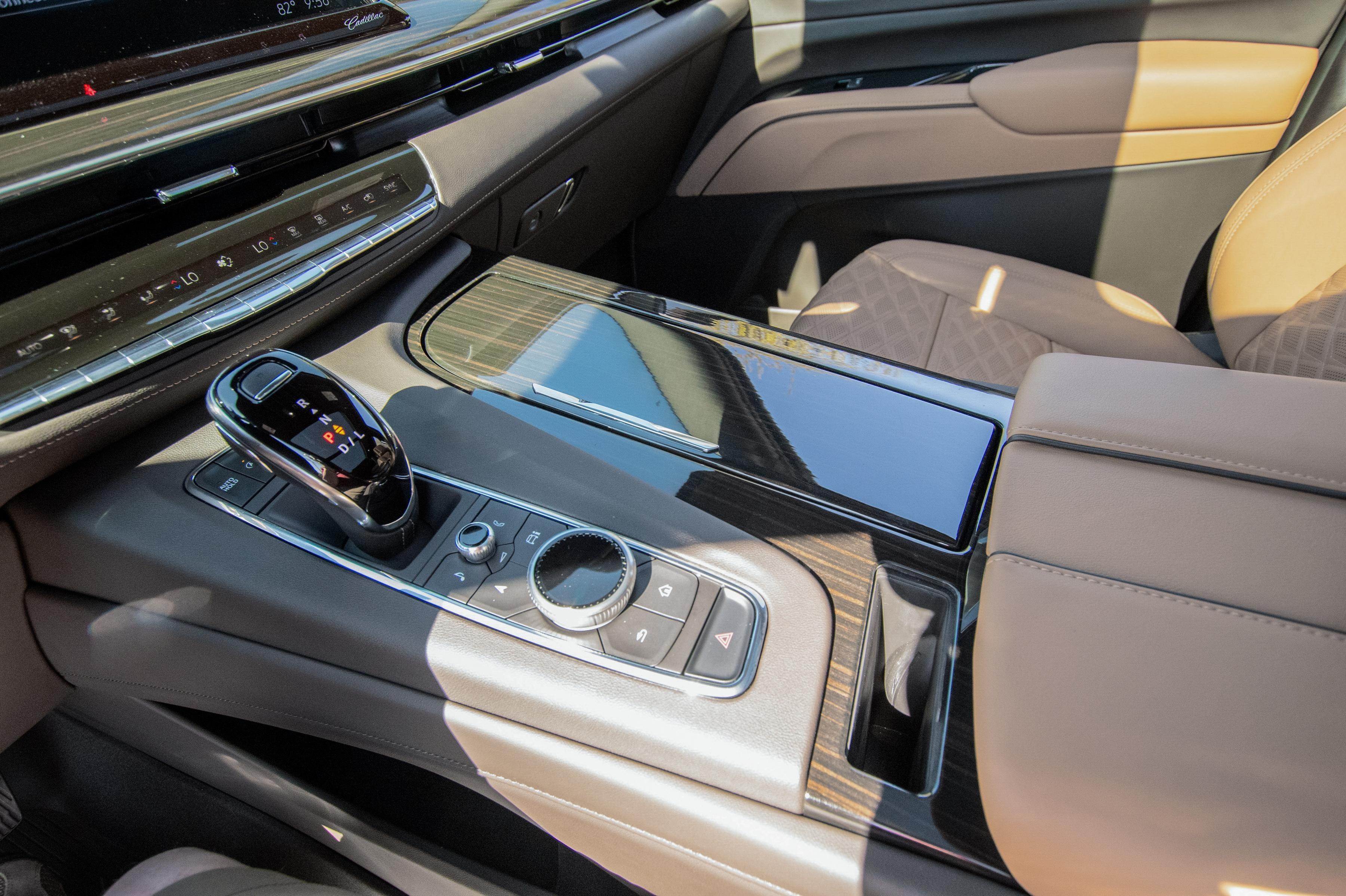 2022023 Cadillac Escalade Sport