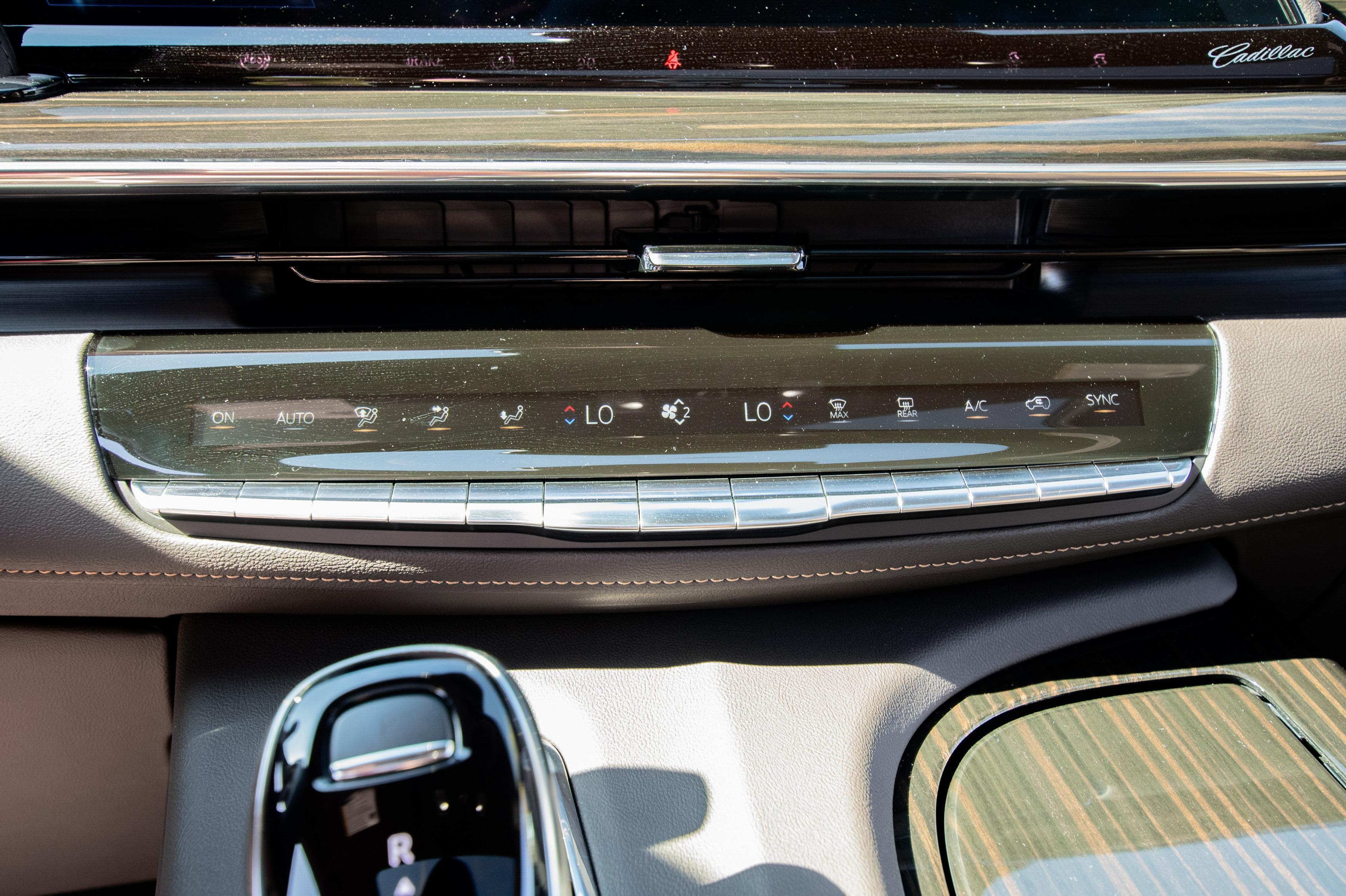 2022023 Cadillac Escalade Sport