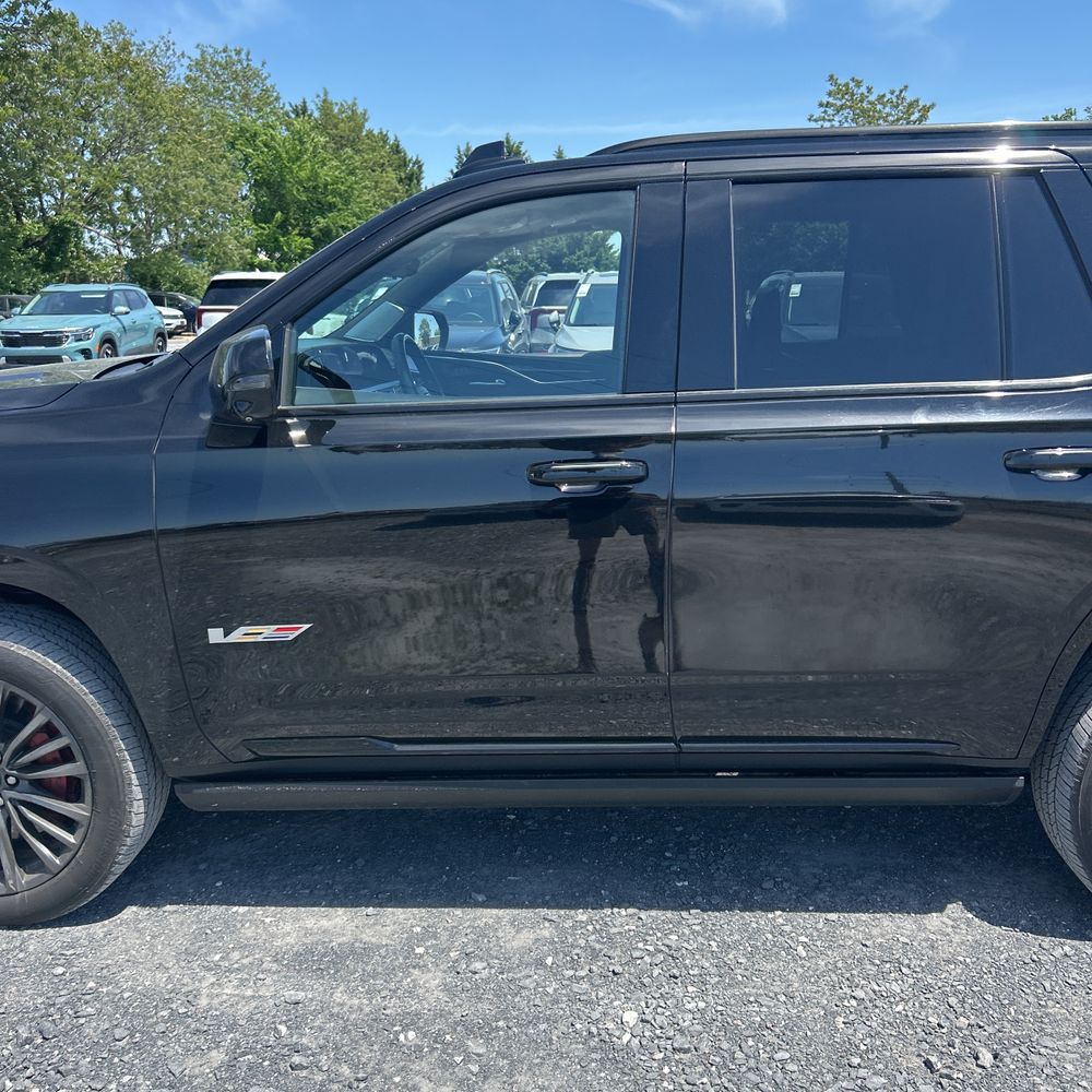 2023 Cadillac Escalade-V