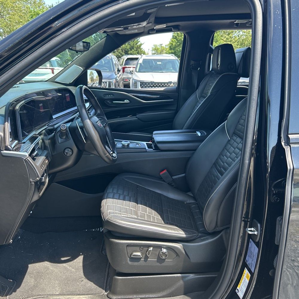2023 Cadillac Escalade-V