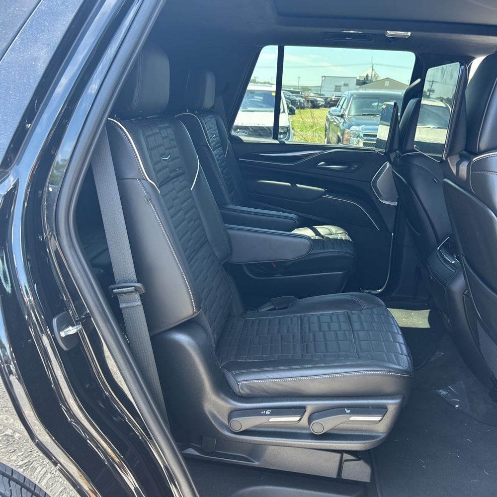 2023 Cadillac Escalade-V