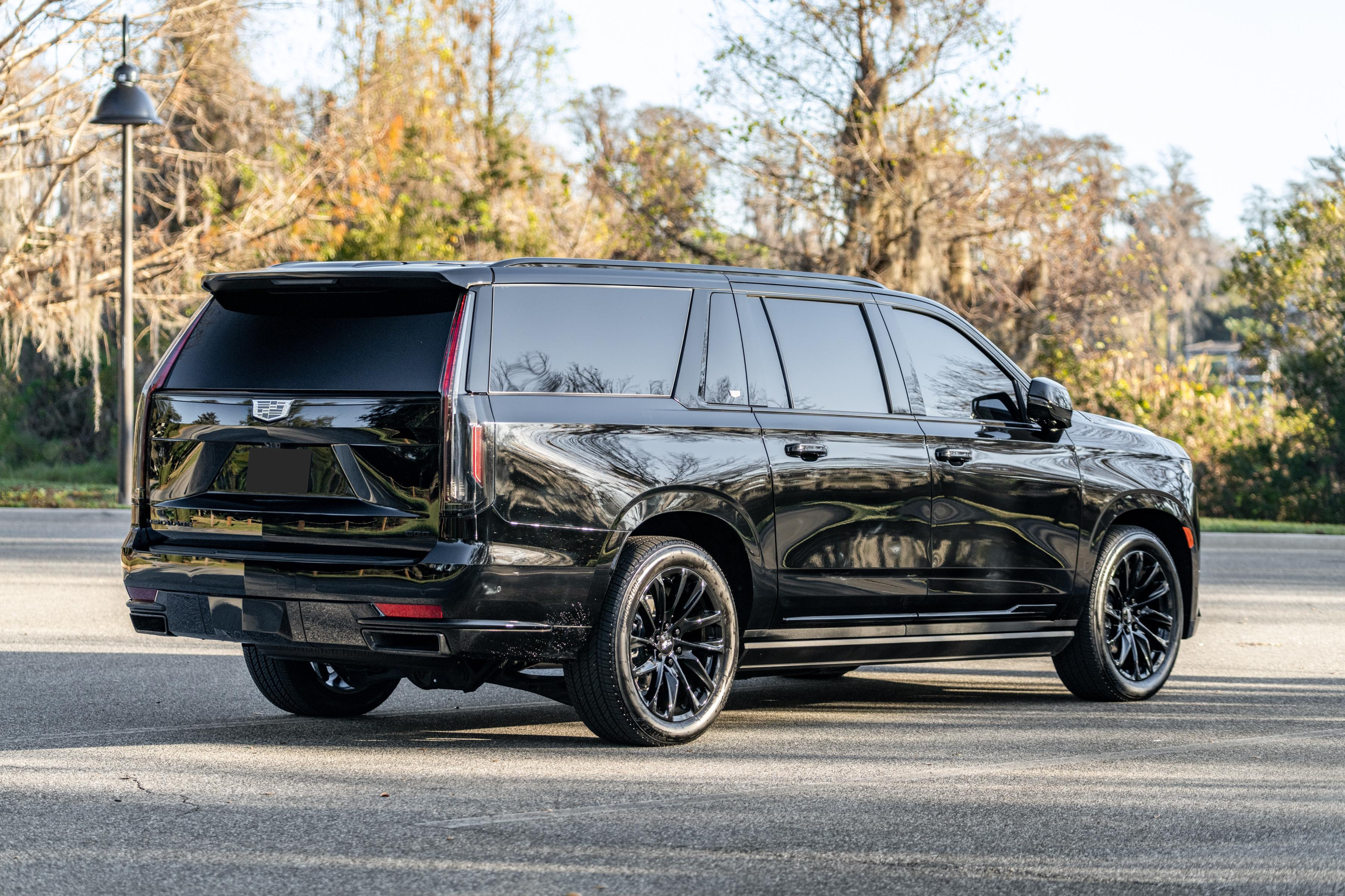 2023 Cadillac Escalade ESV Sport